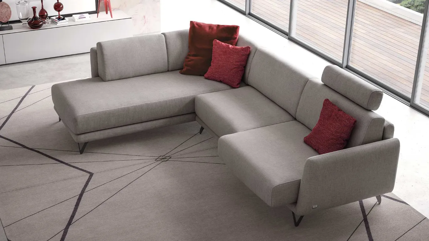Bristol sofa with corner terminal and extendable seat