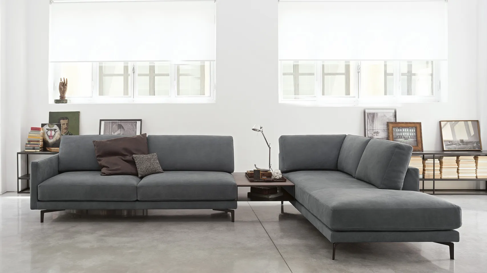 Bart corner sofa with coffee table