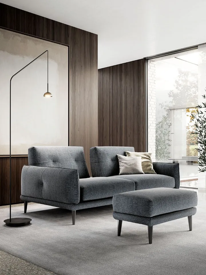 Blake sofa with adjustable seating