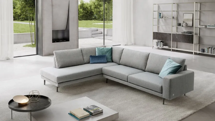 Forest sectional sofa with terminal