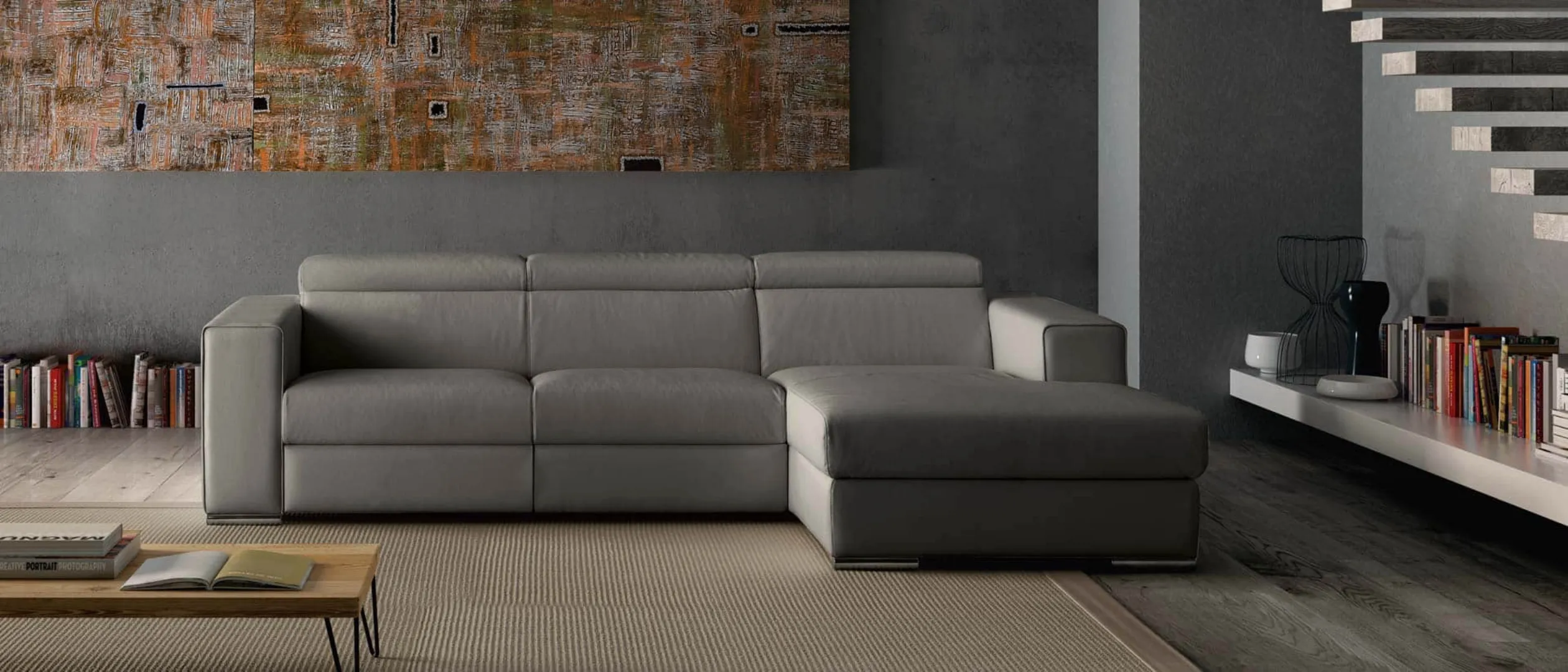 Black leather sofa Ray.