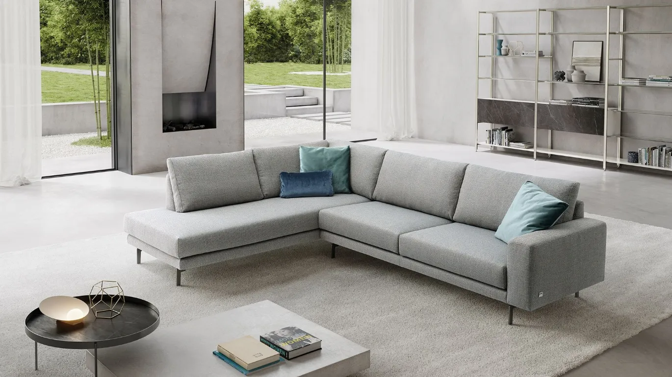 Forest sectional sofa with terminal