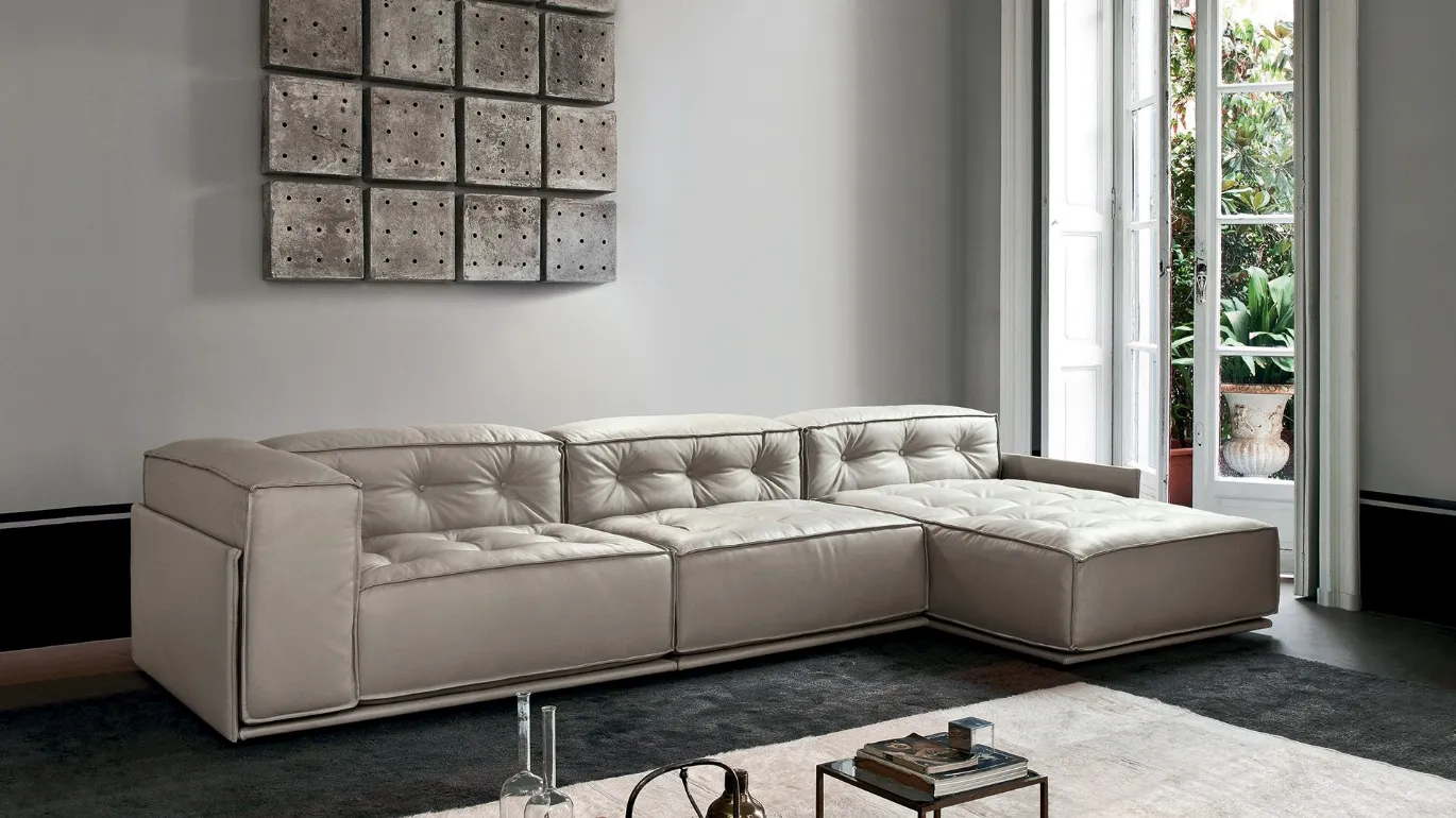 leather sofa with Glamour button