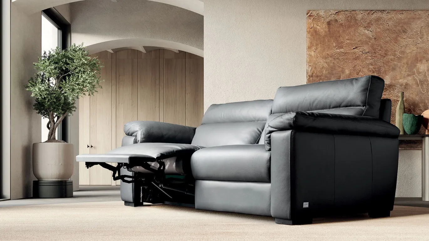 William leather sofa with relax mechanism