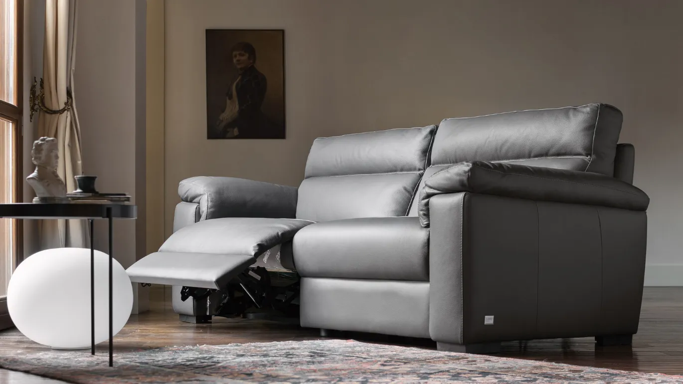 William leather sofa with relaxation